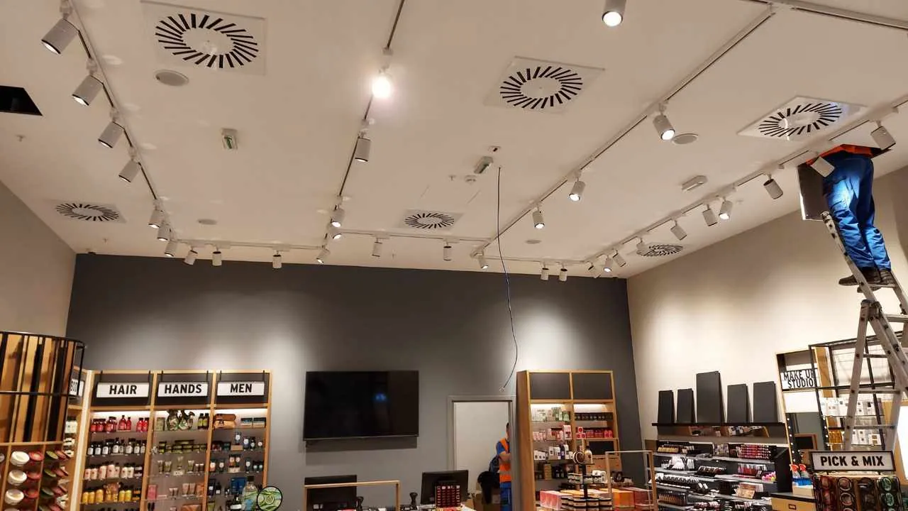 Lokal u BEO Shopping Centru, fotografija 4